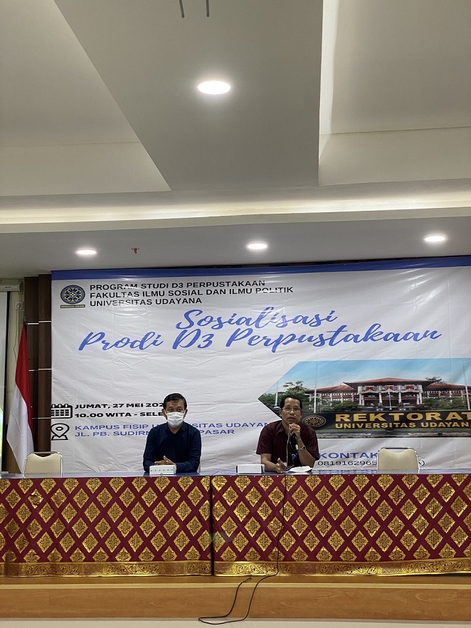 Socialization of the introduction of the D3 Library of FISIP UNUD